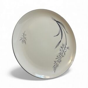 WESTPORT FINE CHINA NIVARA 10 1/4"d Dinner Plates (Set of 4)